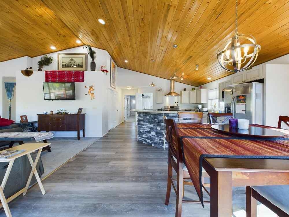 10031152-2d1aa081-c88b-4ecf-be30-d05d0b937e40