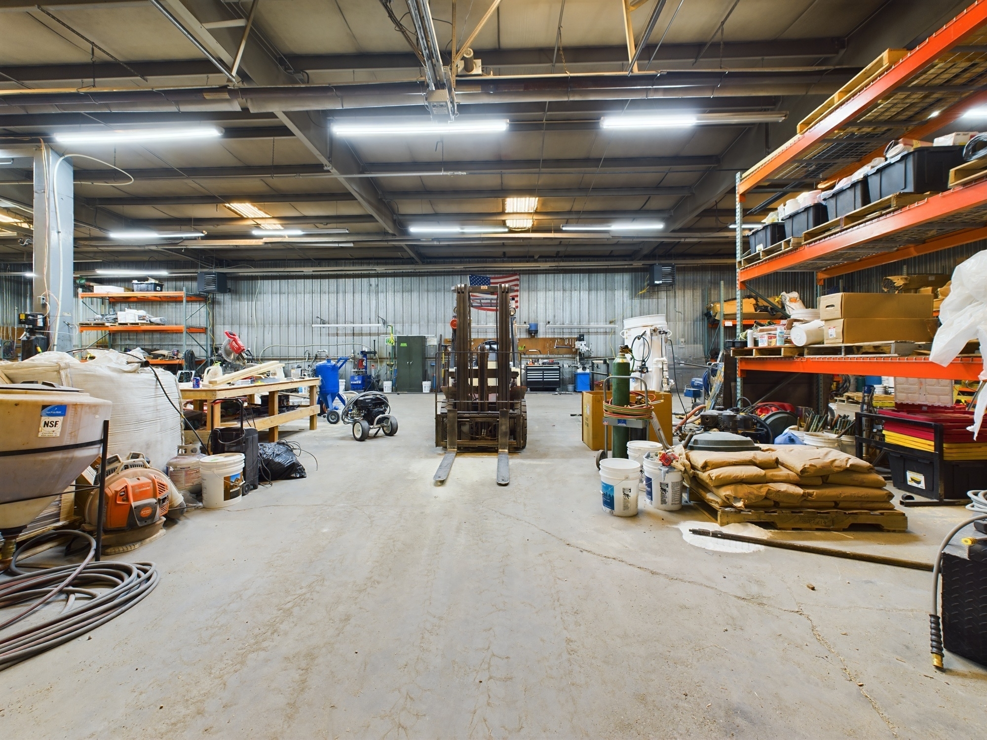 CAM03611G0-PR0038-STILL017