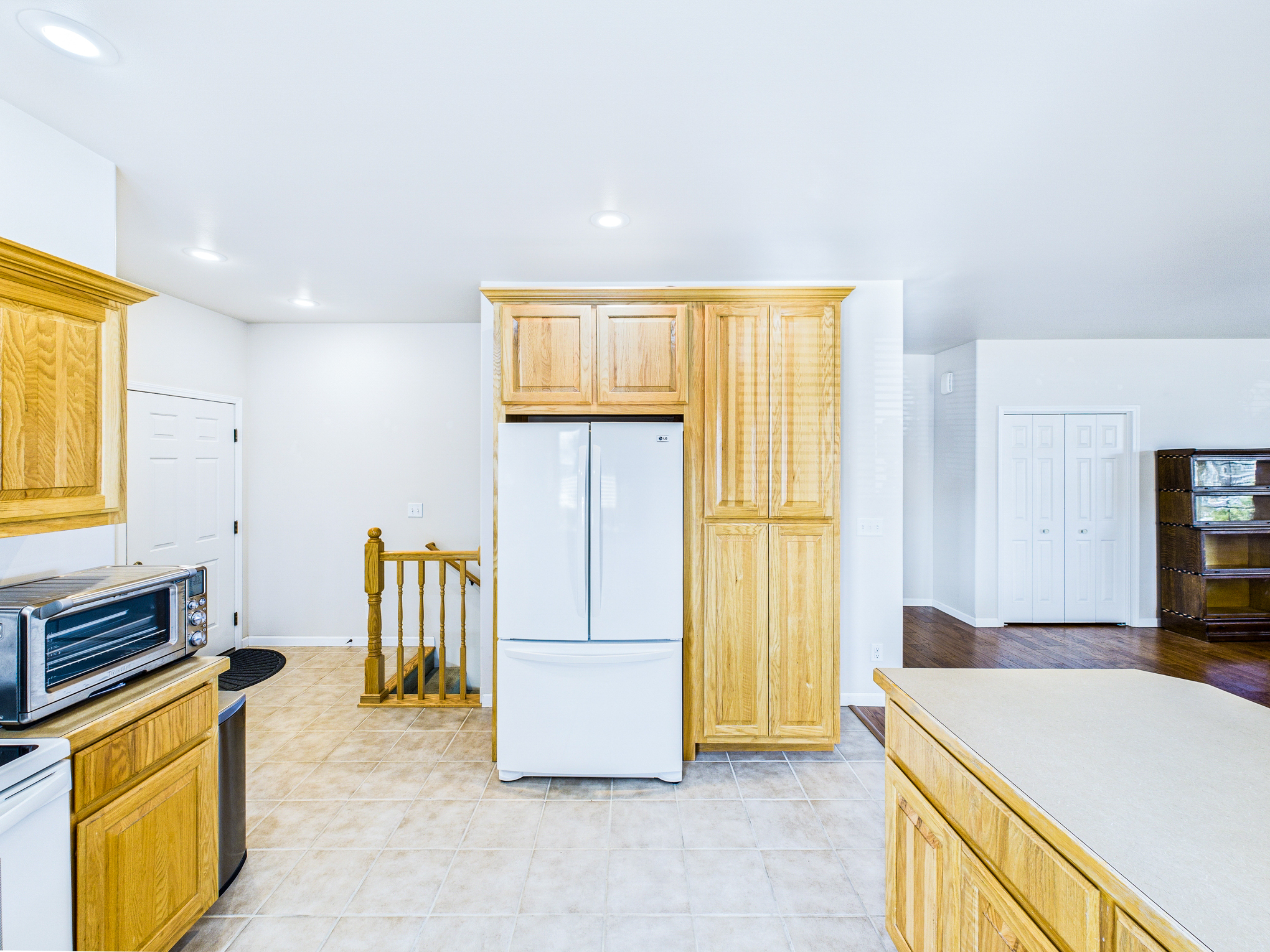 CAM03611G0-PR0105-STILL009