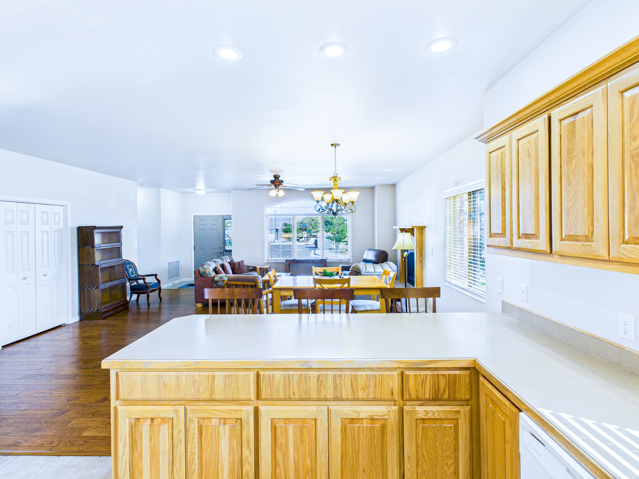 CAM03611G0-PR0105-STILL013