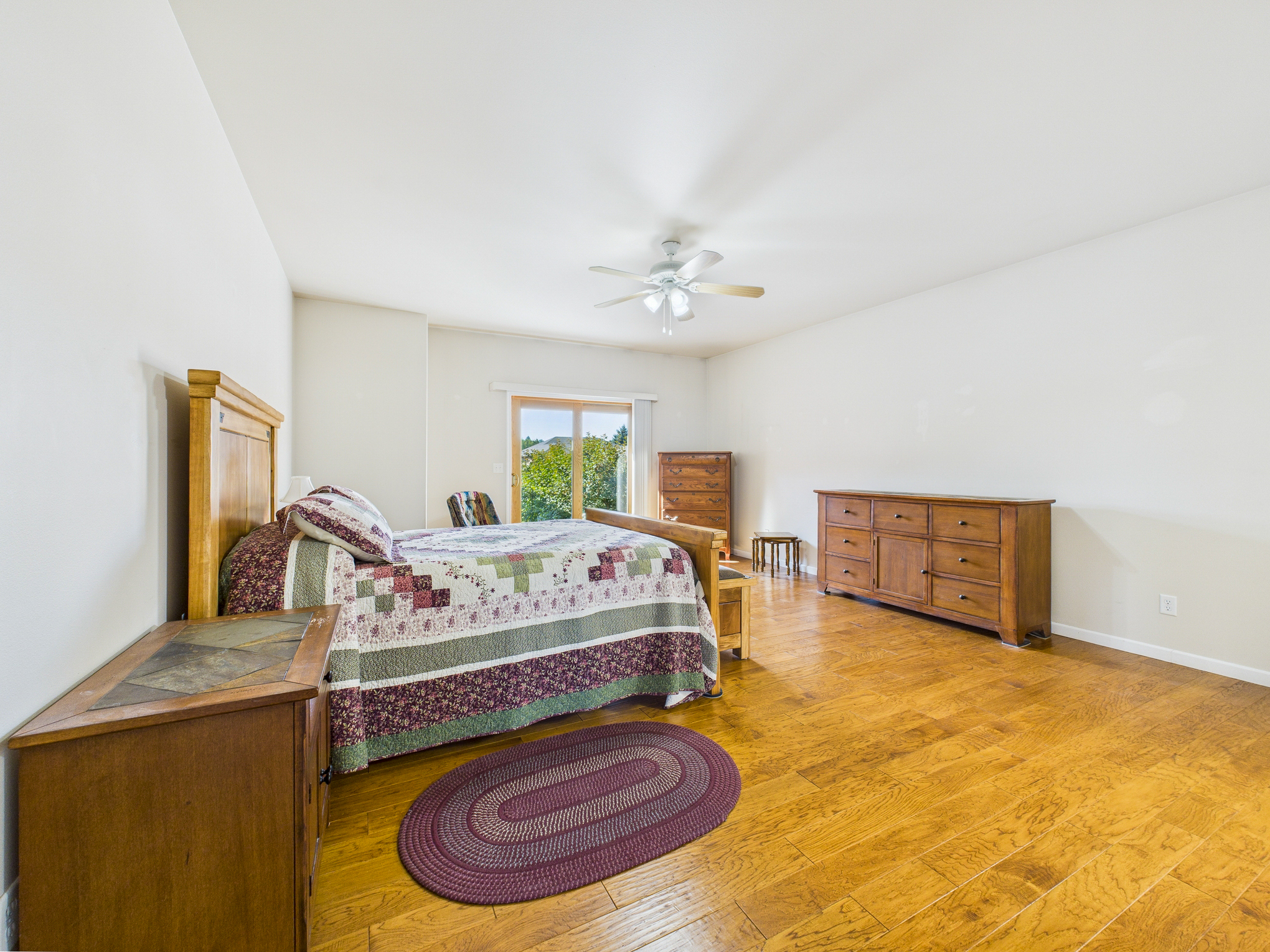 CAM03611G0-PR0105-STILL020